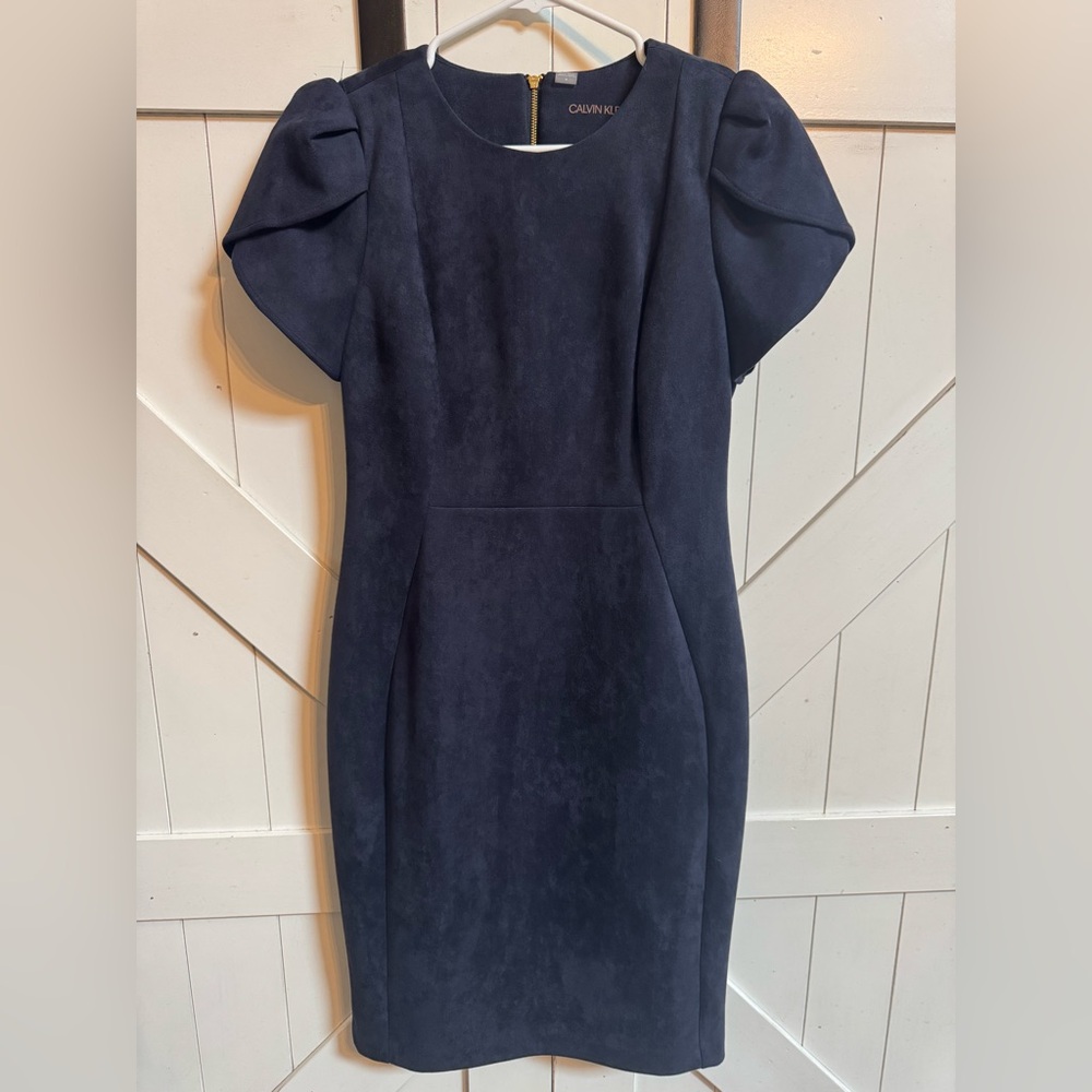 NWOT Calvin Klein Navy Tulip Sleeve Dress